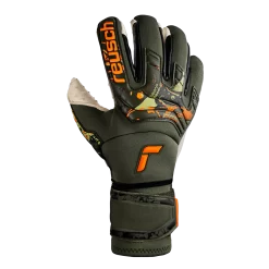 Reusch - Attrakt SpeedBump Ortho-Tec Green -Sports-Football 53700785556 1