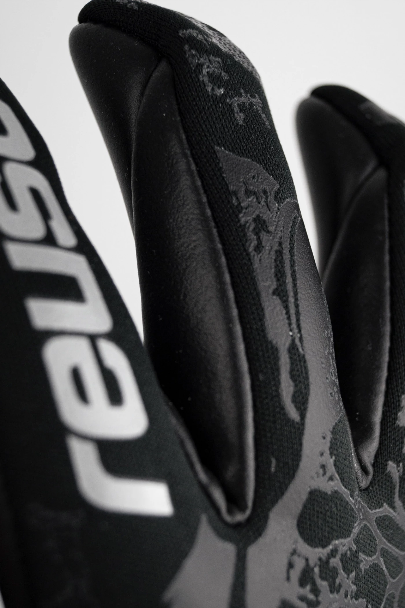 Reusch - Pure Contact Infinity Black 6 Reusch - Pure Contact Infinity Black - Image 4